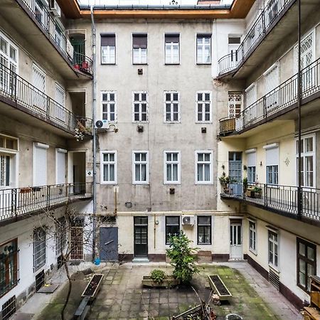 BpR BRIGHT Sapphire Apartment Budapest Eksteriør billede