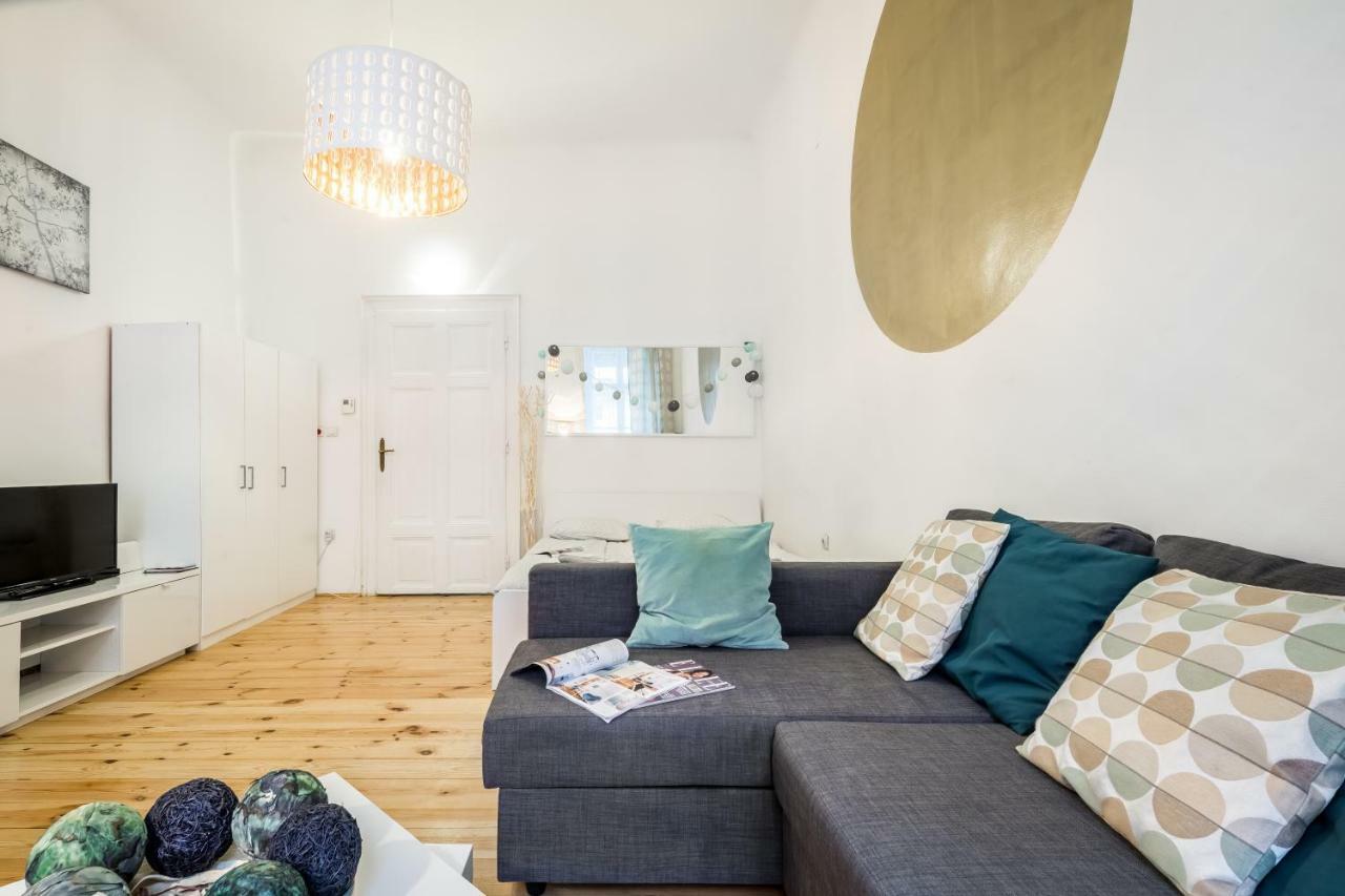 BpR BRIGHT Sapphire Apartment Budapest Eksteriør billede