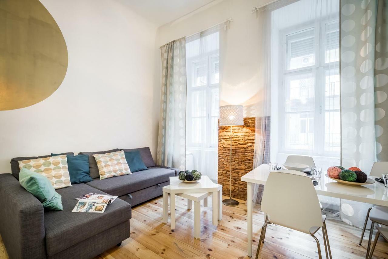 BpR BRIGHT Sapphire Apartment Budapest Eksteriør billede