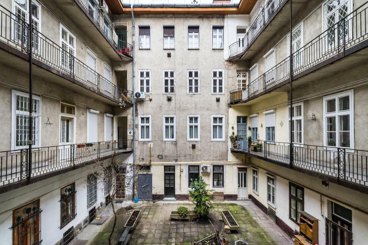 BpR BRIGHT Sapphire Apartment Budapest Eksteriør billede