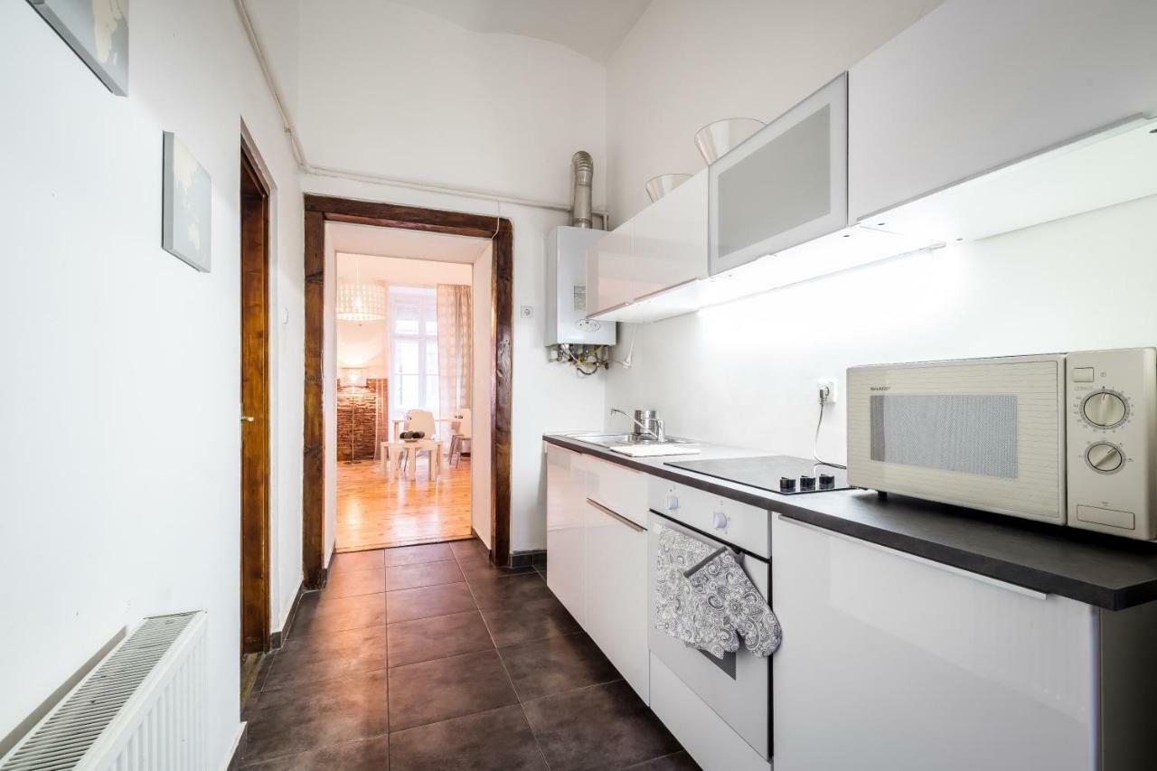BpR BRIGHT Sapphire Apartment Budapest Eksteriør billede